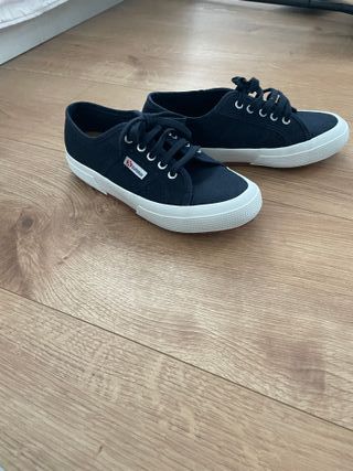 Zapatillas Superga Niña Azul Marino. Talla 34
