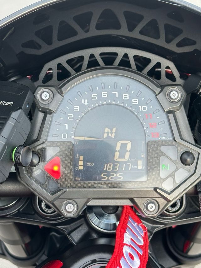 Kawasaki Z900 Full Performance