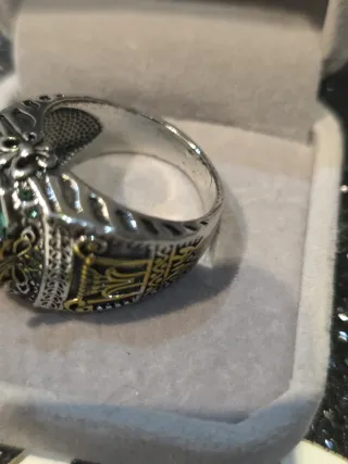 Anillo ornamental hombre piedra verde