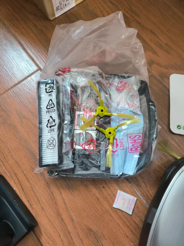 Aspiradora Robot LG Hom-Bot Turbo+ wifi (VR650)