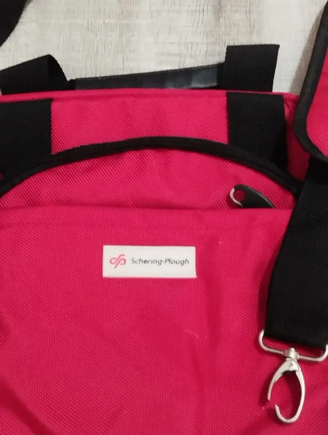 Bolso Schering-Plough Rojo y Negro