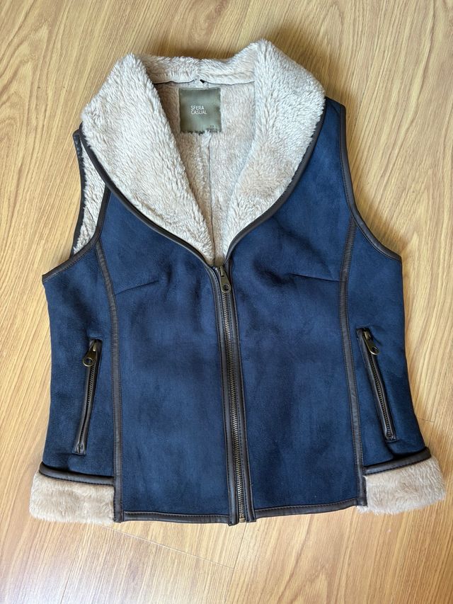 Chaleco Sfera Casual ante y pelo azul marino