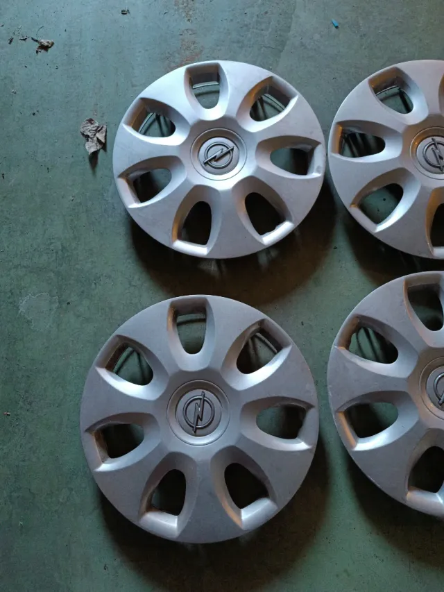4 Tapacubos Opel 15"