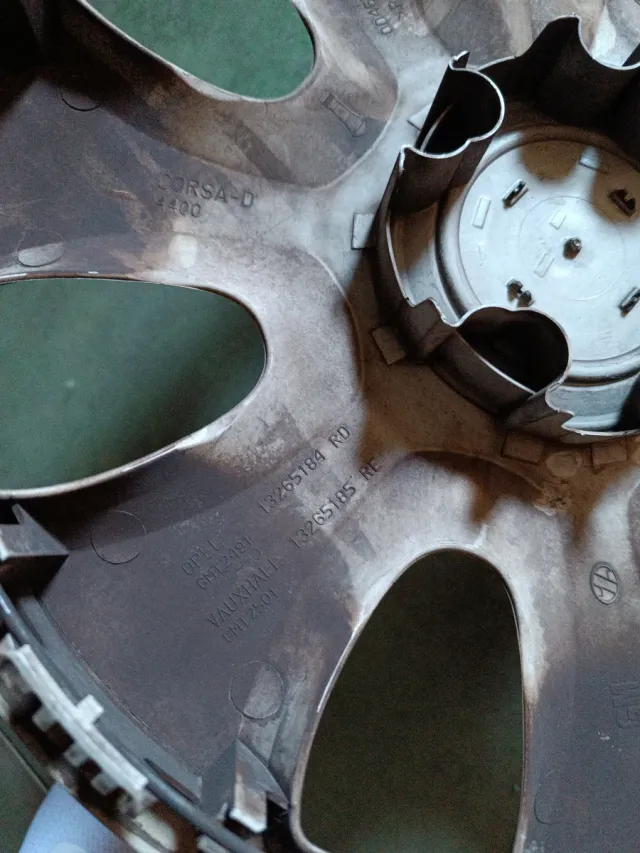 4 Tapacubos Opel 15"