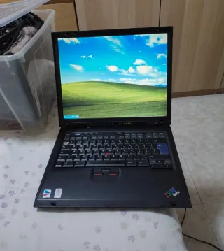 IBM ThinkPad e30s Portatile Nero