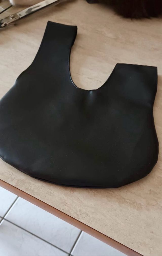 Pochette/borsetta da donna. fatta a mano