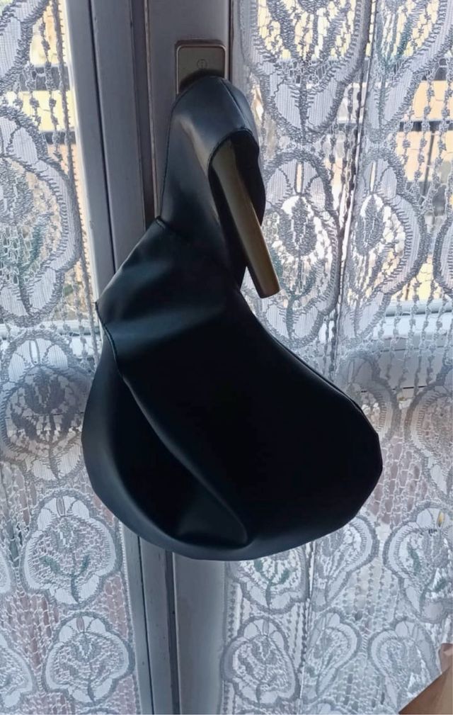 Pochette/borsetta da donna. fatta a mano