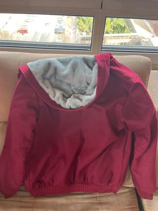 Chaqueta con cremallera y forro polar