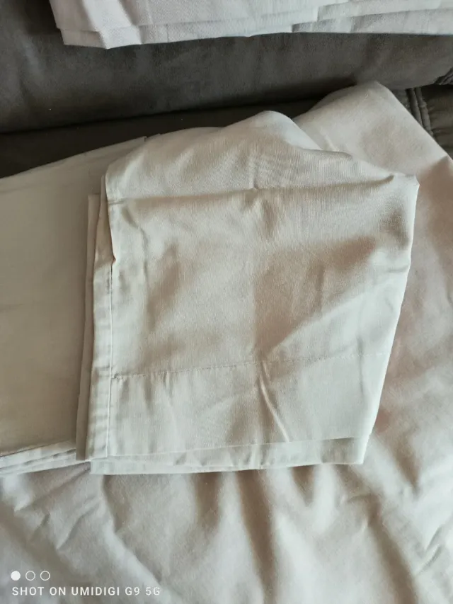 Juego de sabanas y fundas cama de 135cms