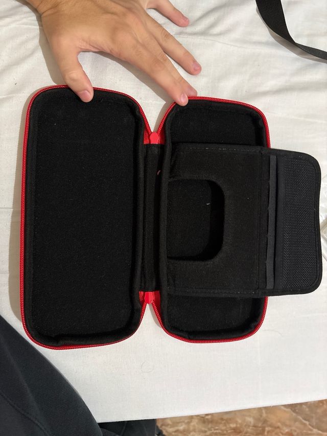 Funda Nintendo Switch Roja
