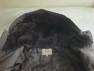 Abrigo Carhartt Anchorage negro.