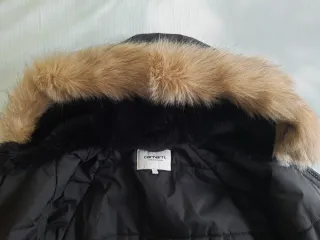 Abrigo Carhartt Anchorage negro.