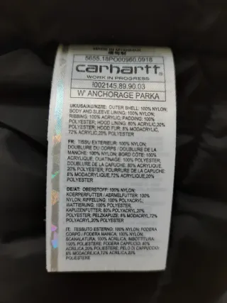 Abrigo Carhartt Anchorage negro.