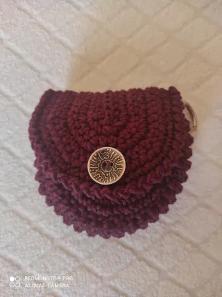 Portamonete uncinetto con bottone