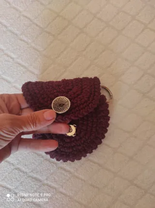 Portamonete uncinetto con bottone