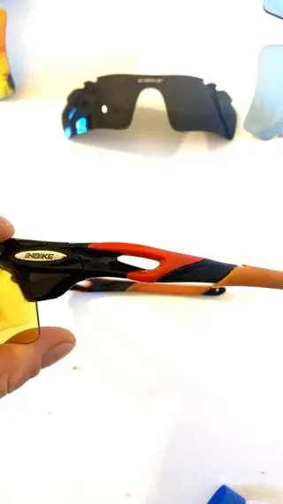 Occhiali sportivi INBIKE lenti intercambiabili