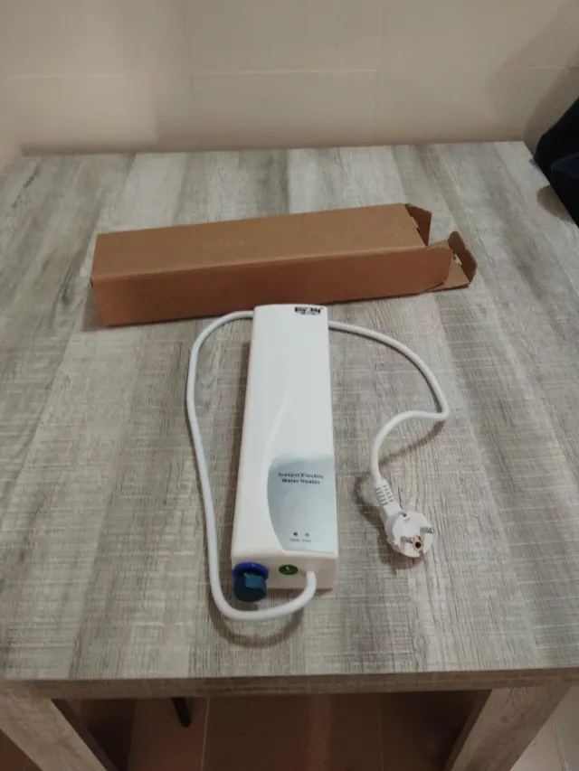 Calentador instantáneo eléctrico