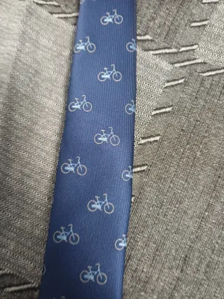 Corbata infantil con bicicletas