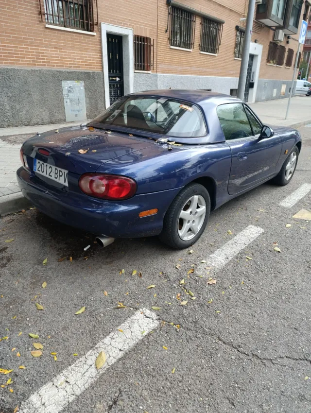 Mazda MX-5 2001