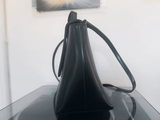 Borsa Nera Strutturata con Tracolla