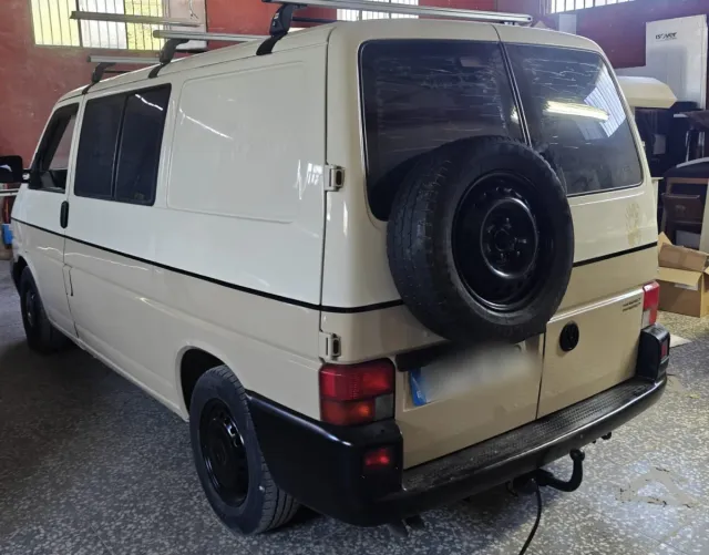 Soporte Rueda Repuesto VW Transporter T4