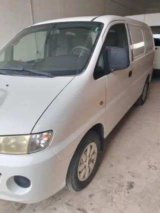 Hyundai H-1 2006