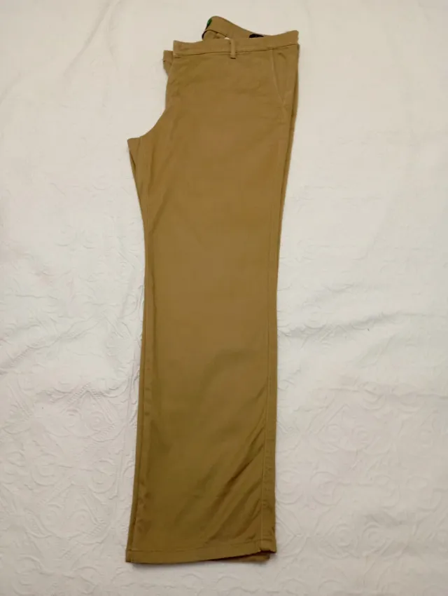 Pantalón chino Dockers hombre beige