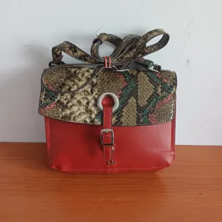 Bolso Piel Vintage Multicolor y Rojo