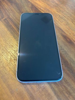 iPhone 12 64 GB Lila