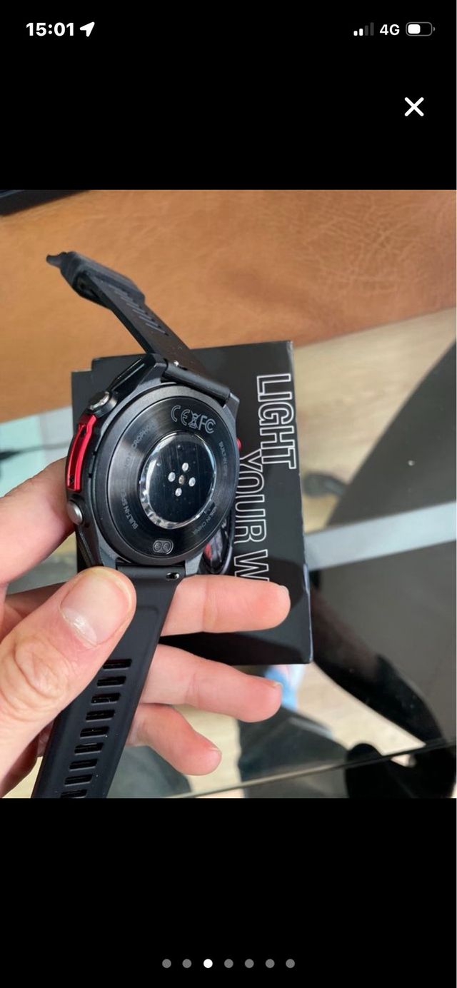 Reloj Inteligente Zeblaze Negro y Rojo