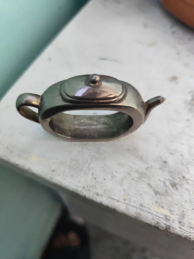 Servilletero de metal macizo