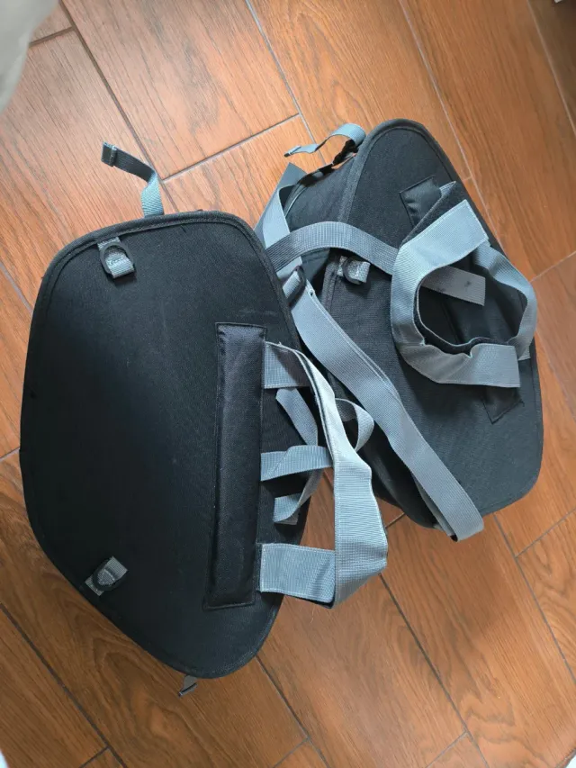 Alforjas Givi EA101C Extensibles