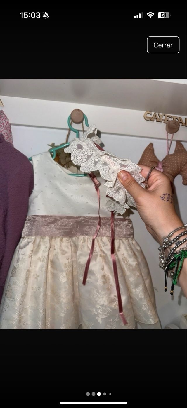 Vestido de ceremonia blanco y dorado