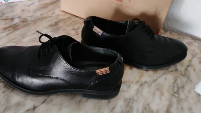 Zapatos Pikolinos mujer negros