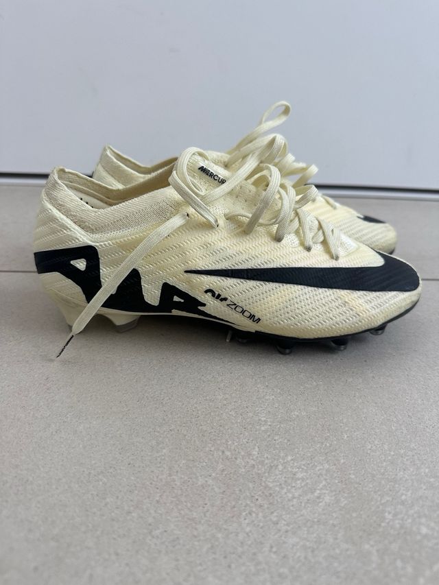 Nike Mercurial GAMA ALTA Beige/Negro