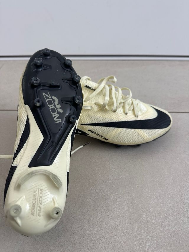 Nike Mercurial GAMA ALTA Beige/Negro