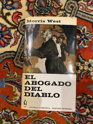 Libros antiguos. Varios géneros. 116 libros.