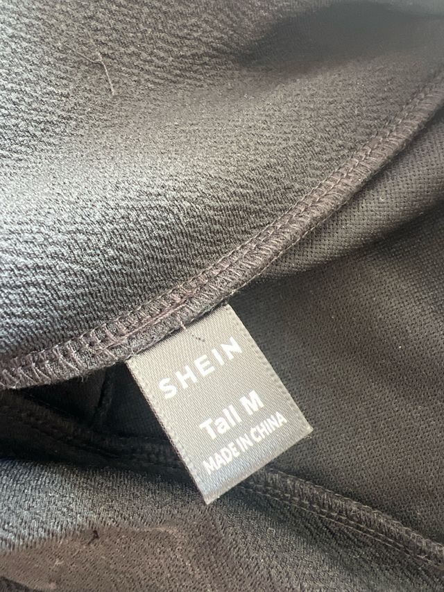 Falda tubo SHEIN negra