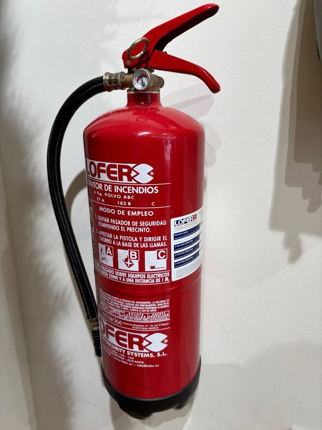 Extintores LOFER 2 y 6Kg Polvo ABC