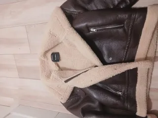 Chaqueta aviador Pull&Bear mujer marrón