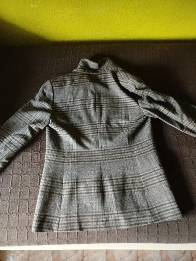 Abrigo Mango cuadros gris