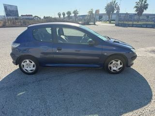 Peugeot 206 2003