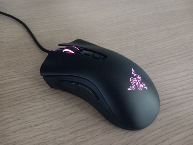 Razer DeathAdder Ratón Gaming Negro/Dorado