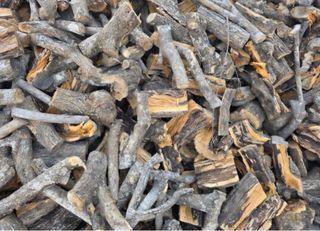 Leña de olivo para chimenea