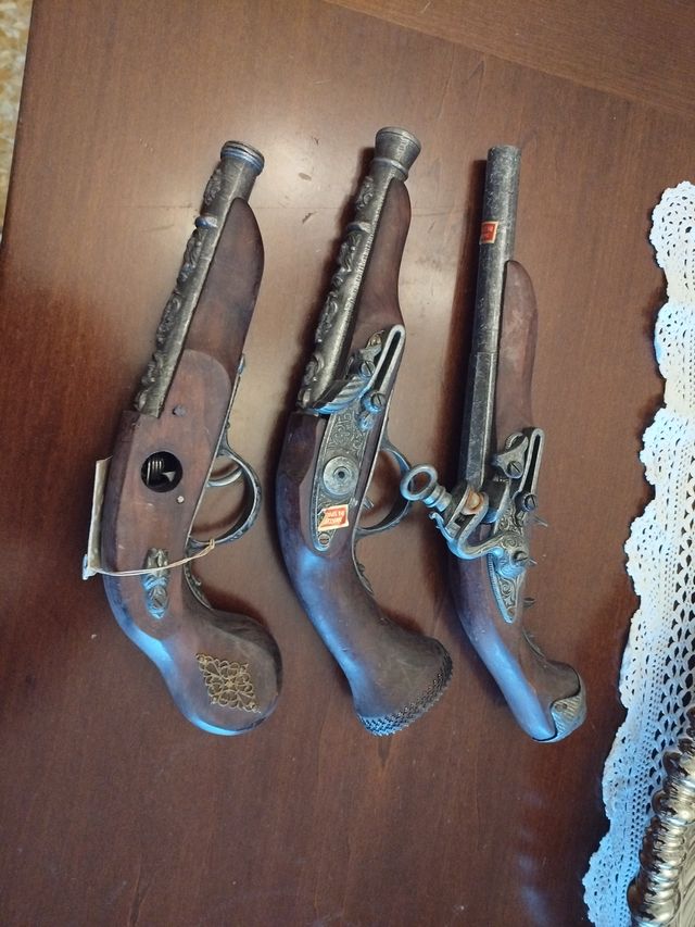 Riproduzione Pistole Antiche