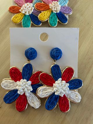 Pendientes flor rojos, blancos y azules