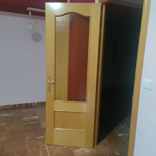 Set de 8 puertas de madera