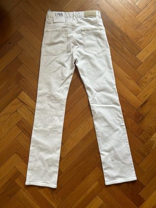 Jeans Stradivarius blancos talla 34