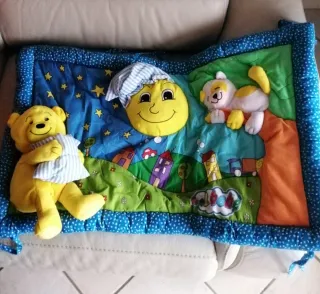 Pannello attivita gioco bimbi con peluche