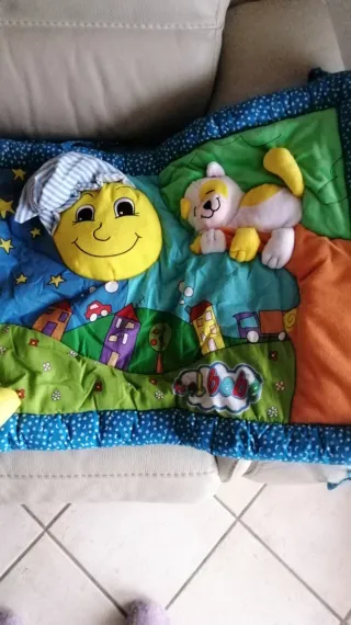 Pannello attivita gioco bimbi con peluche